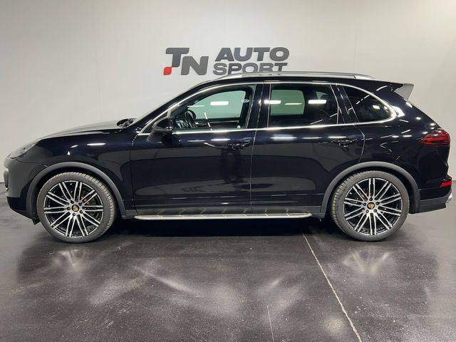 Porsche Cayenne 2016