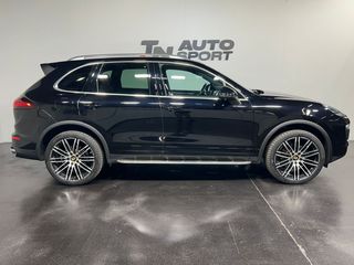 Porsche Cayenne 2016