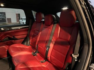 Porsche Cayenne 2016