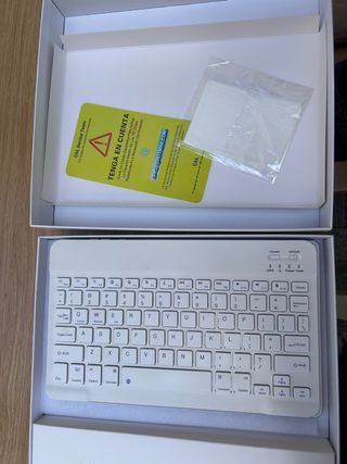 FACETEL O3 Tablet blanca - casi nueva