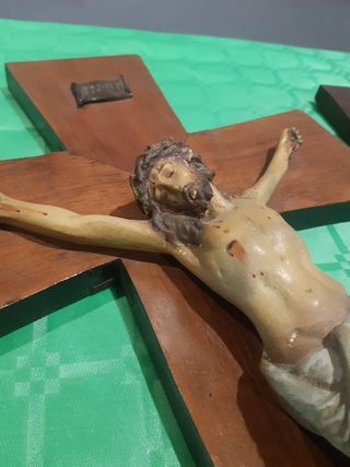 Crucifijo antiguo
