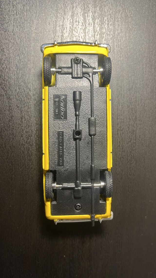 FORD CAPRI 1969 E:1/43 SOLIDO