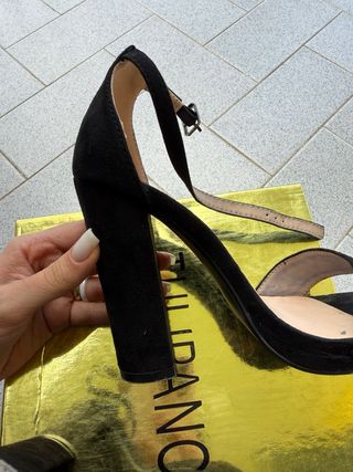 scarpe con tacco alto