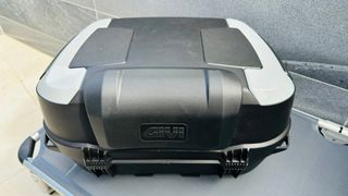 Maleta moto Givi B45+ con soporte universal