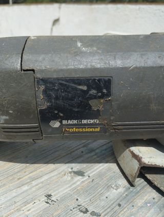 Amoladora angular Black&Decker