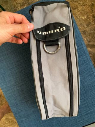 Botera futbol Umbro años 90