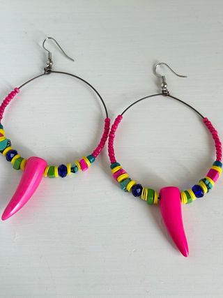 Pendientes de aro diseño de color de Zara 5cm