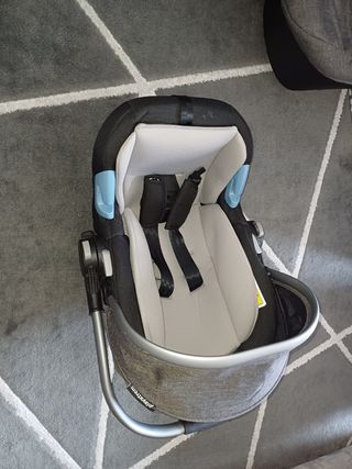 Capazo bebé gris - Maxi-Cosi