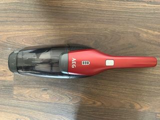 Aspirador escoba AEG CX7 Animal