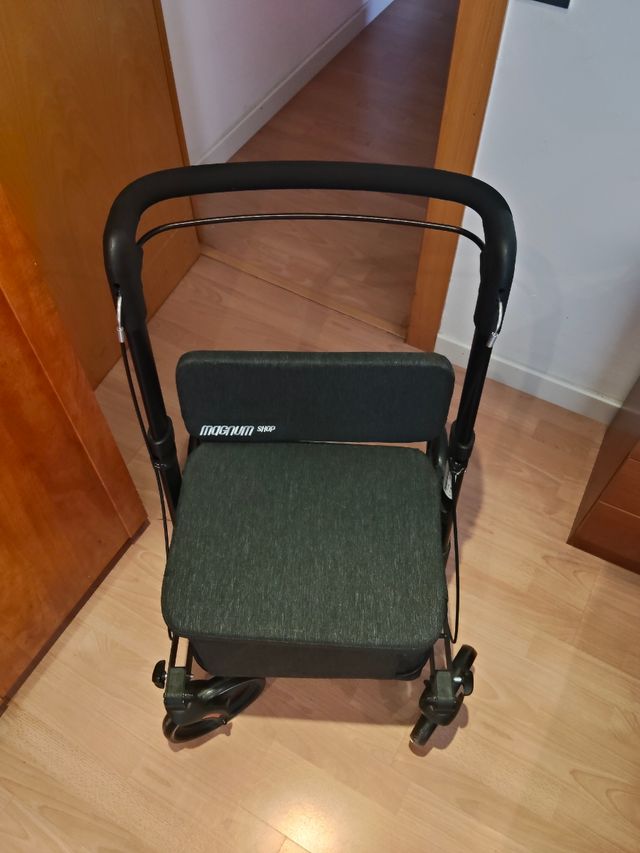 Andador con Carro de Compras