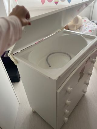 bañera bebés / cajonera y cambiador con protector