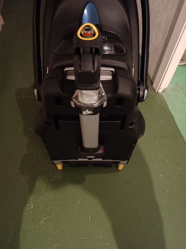 Maxi-Cosi Isofix + Cuna Bebé
