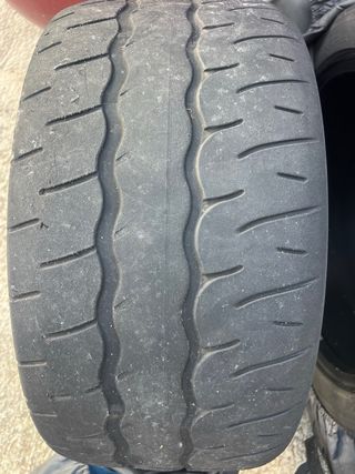 2 neumaticos yokohama ad09 265/35/18