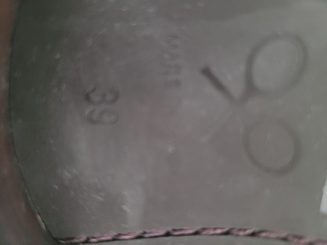 Zapato niño 39 borlas cuero