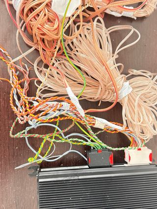 Amplificador JBL coche - 96 310 415 Z8