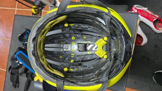 Casco Rapha fluor bici