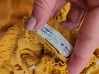Mono amarillo.