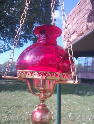 2 Lamparas Vintage rojo cereza de opalina .