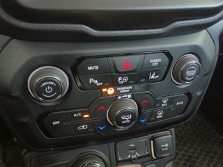 Jeep Renegade Trailhawk PHEV 4xe