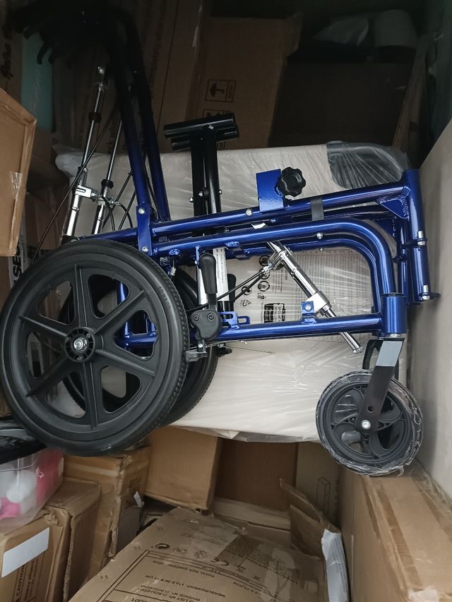 Silla de ruedas neurológica a estrenar