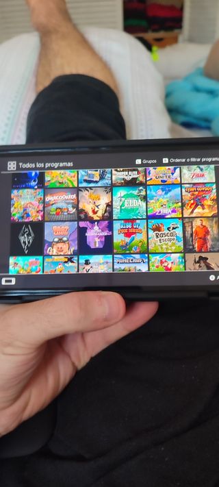 Nintendo Switch OLED + mando+ maleta de viaje 