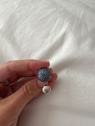 Anillo azul plata con circonitas