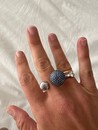 Anillo azul plata con circonitas