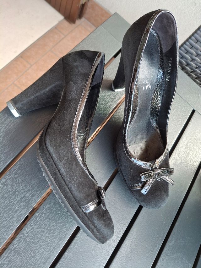 Décolleté nero Geox