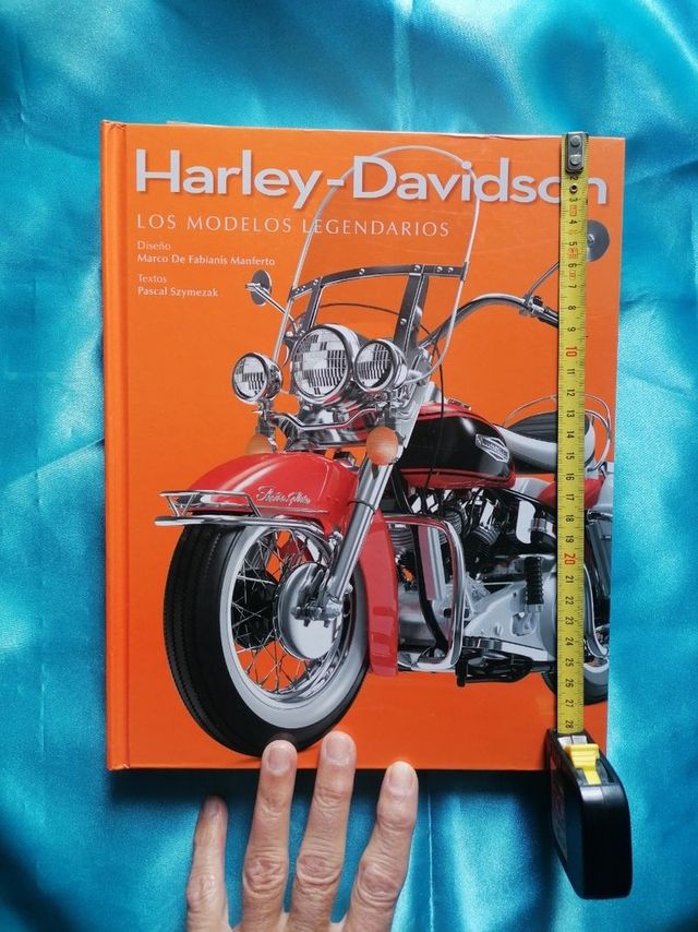 MOTO. HARLEY DAVIDSON. LIBRO. LEGENDARIA