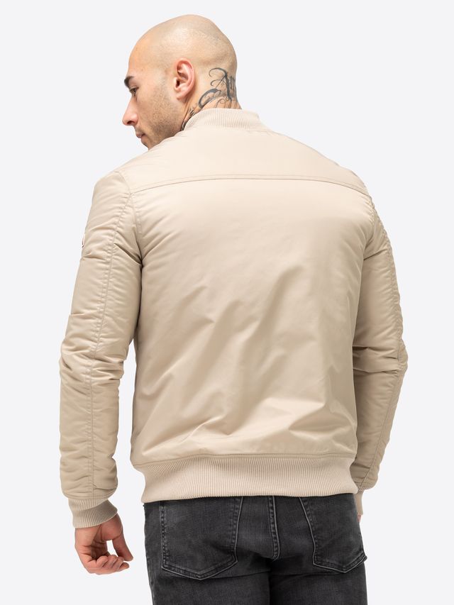 Chándal completo Lonsdale London. Hay tallas