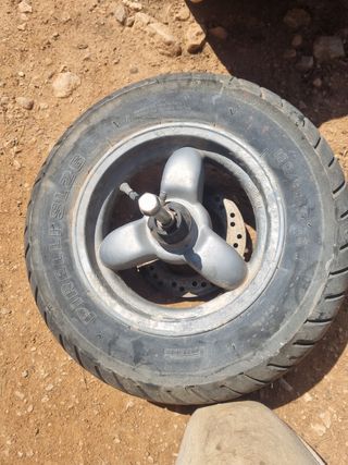 Rueda Delantera Scooter 120/90-10