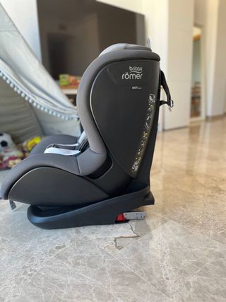 Britax Römer TRIFIX2 i-SIZE (Storm Grey)
