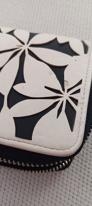Monedero Desigual blanco-negro