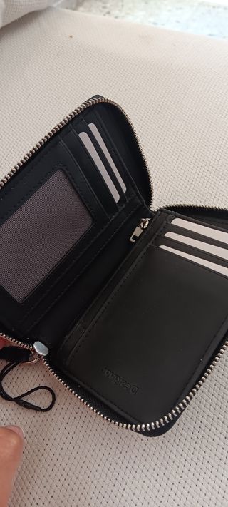 Monedero Desigual blanco-negro