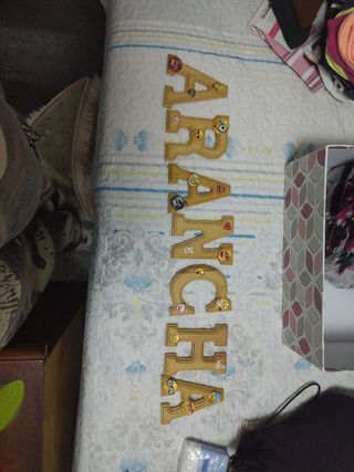 Nombre Aracha en letras madera