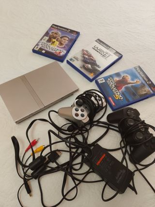 PlayStation 2 (PS2) gris plata + juegos