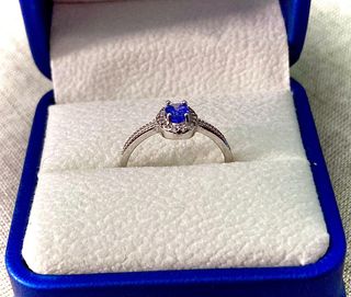 Anillo de Tanzanita Certificada en Plata II