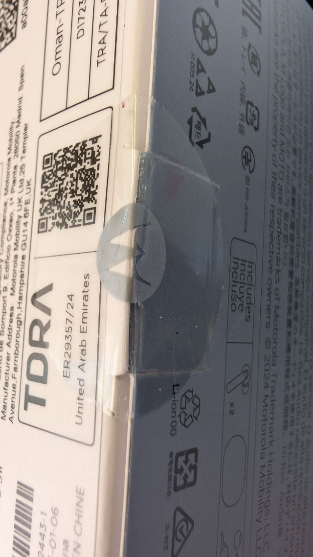 Auriculares Motorola Moto Buds sin abrir