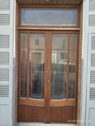 Puerta antigua cristalera madera