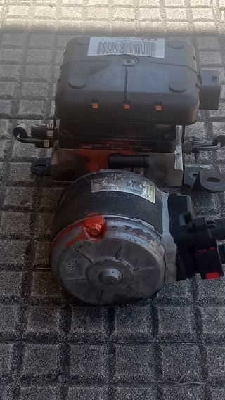 BOMBA SUSPENSION CITROEN C5