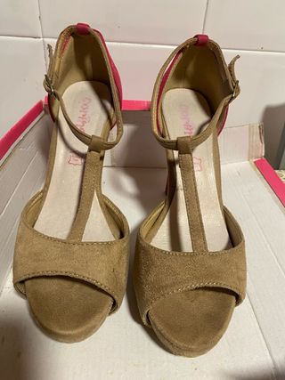 Zapatos de tacon marca Corina