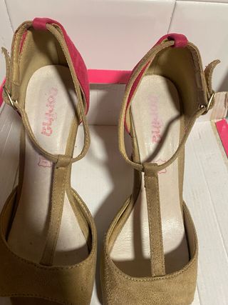 Zapatos de tacon marca Corina