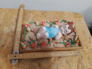 Gesù Bambino vintage in conchiglie