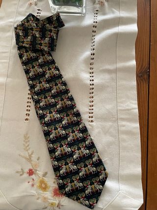 Corbata René Chagal 

