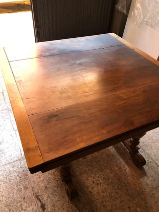 Mesa extensible madera roble estilo Isabelino