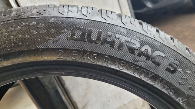 Gomma pneumatico Vredestein 245 45 18