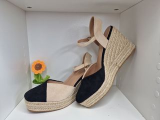 Zapatos de esparto 