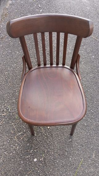 67 SILLAS THONET NUEVAS