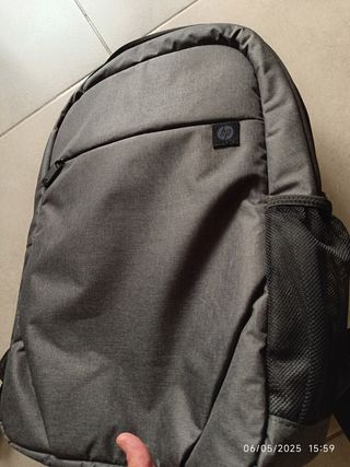 Mochila HP 15.6" - Gris