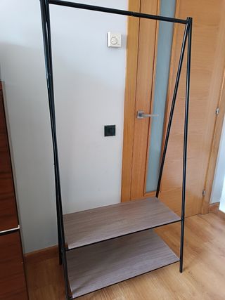 Perchero con 2 baldas - Negro/Madera